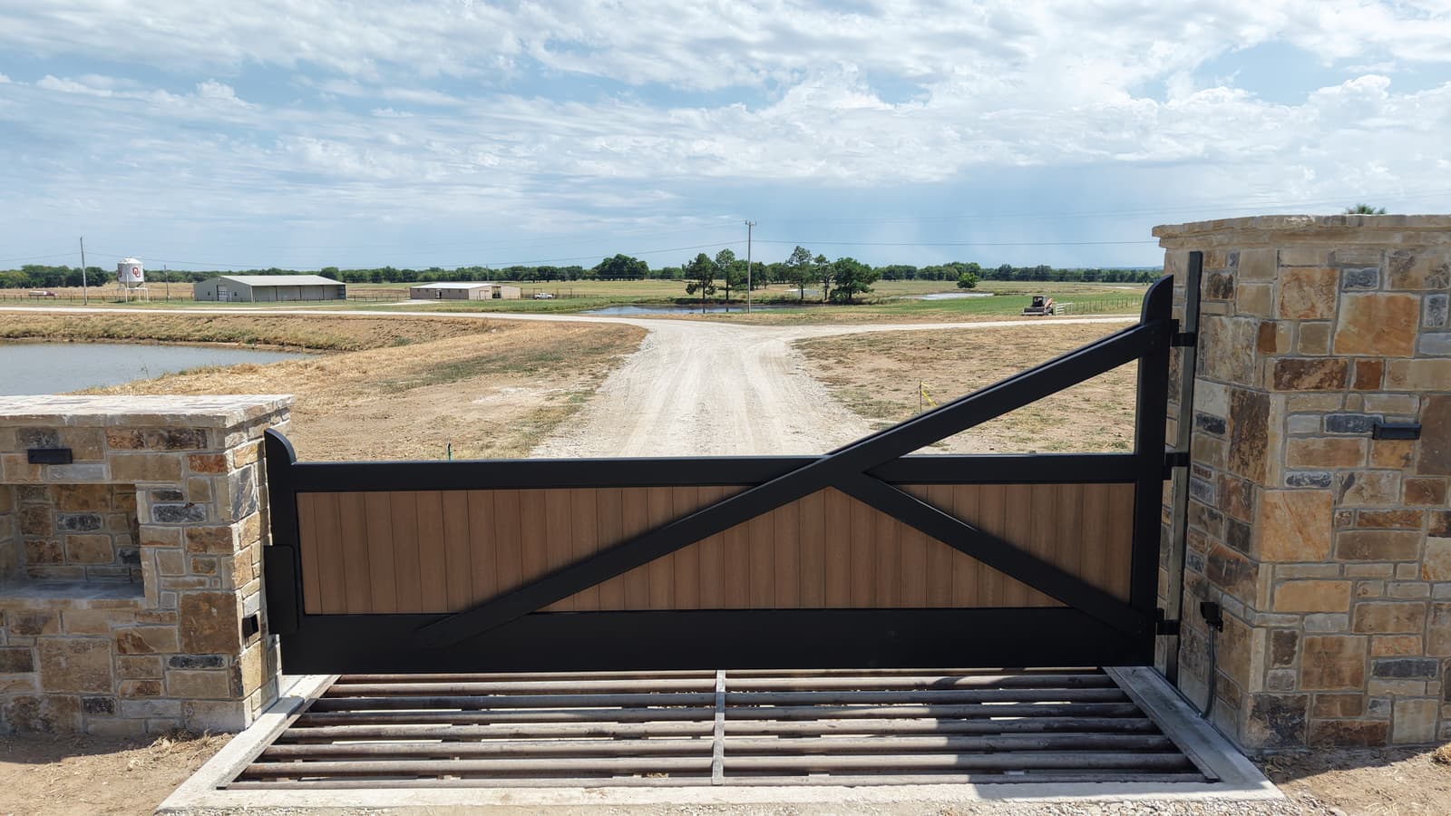Ranch Gate project image 11